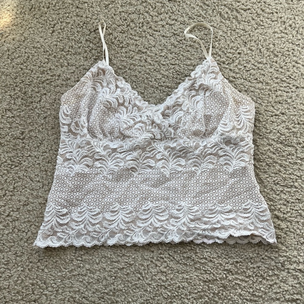 White lace tank top